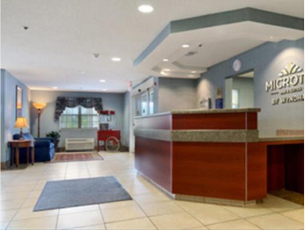 Microtel Inn & Suites By Wyndham Gardendale Interiør bilde